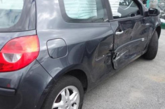 Capot RENAULT CLIO 3