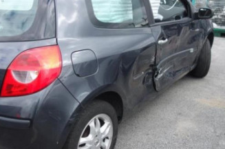 Capot RENAULT CLIO 3