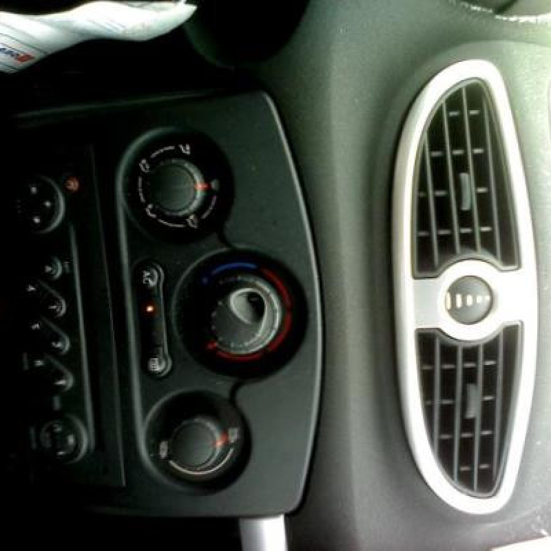 Moteur essuie glace arriere RENAULT CLIO 3 Photo n°8