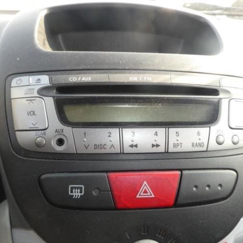 Pretensionneur de ceinture avant gauche CITROEN C1 1 Photo n°10