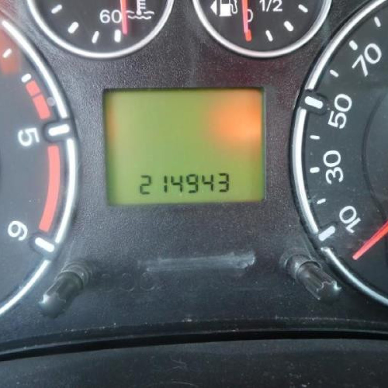 Porte avant droit FORD FIESTA 5 Photo n°10