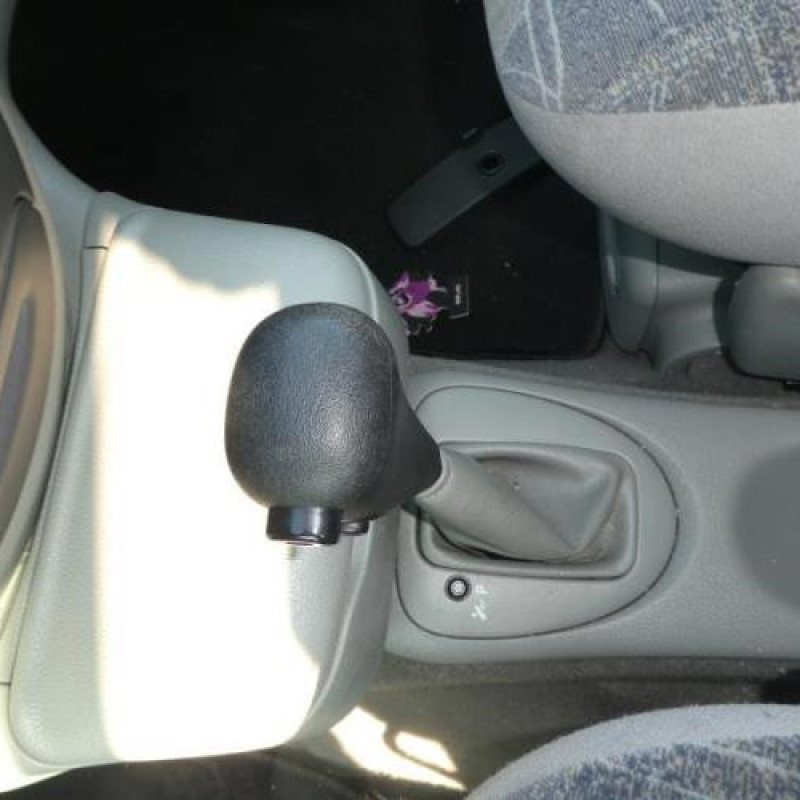 Serrure avant droit RENAULT SCENIC 1 Photo n°9