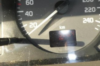 Serrure avant droit RENAULT SCENIC 1