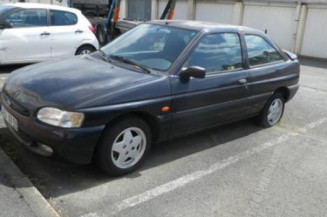 Ceinture arriere gauche FORD ESCORT 5