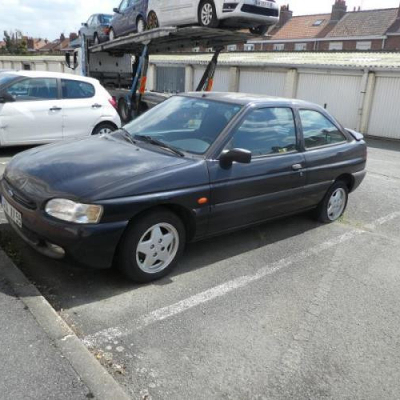 Ceinture arriere gauche FORD ESCORT 5 Photo n°4