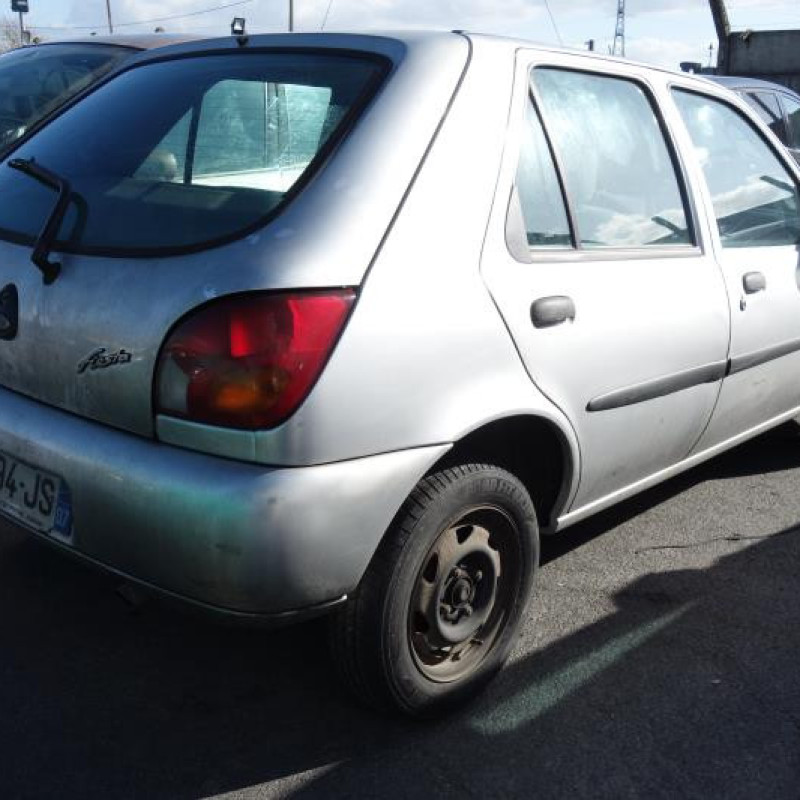 Feu arriere principal droit (feux) FORD FIESTA 4 Photo n°5