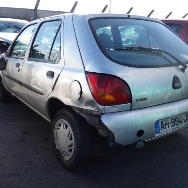 Feu arriere principal droit (feux) FORD FIESTA 4 Photo n°6