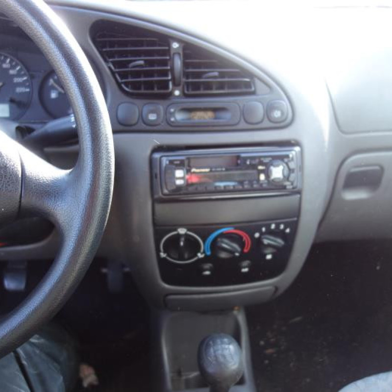 Feu arriere principal droit (feux) FORD FIESTA 4 Photo n°8