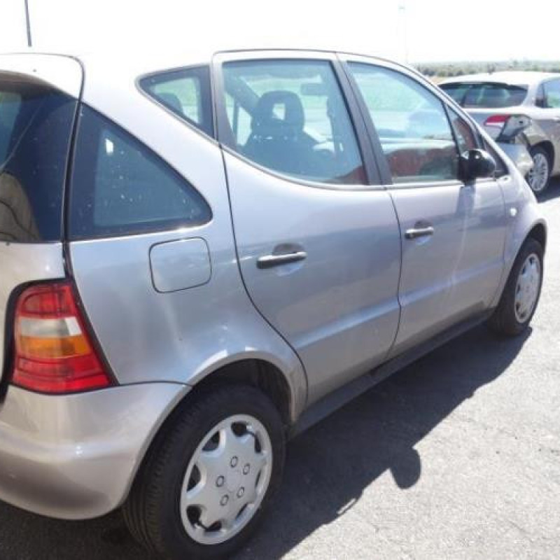 Feu arriere principal droit (feux) MERCEDES CLASSE A 168 Photo n°5