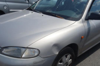 Porte avant gauche HYUNDAI LANTRA 2