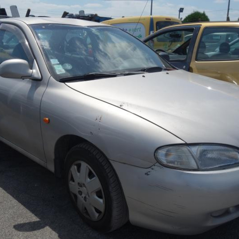 Porte avant gauche HYUNDAI LANTRA 2 Photo n°4