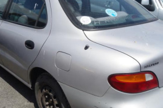 Porte avant gauche HYUNDAI LANTRA 2
