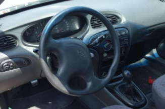 Porte avant gauche HYUNDAI LANTRA 2