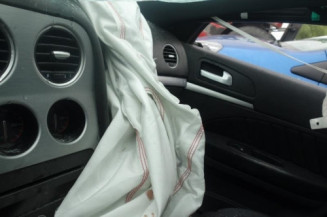 Serrure avant droit ALFA ROMEO 159