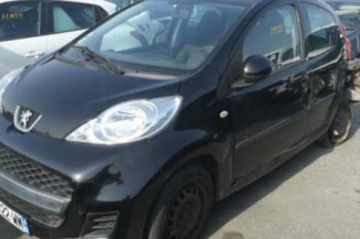 Serrure avant gauche PEUGEOT 107