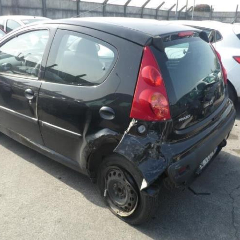 Serrure avant gauche PEUGEOT 107 Photo n°7