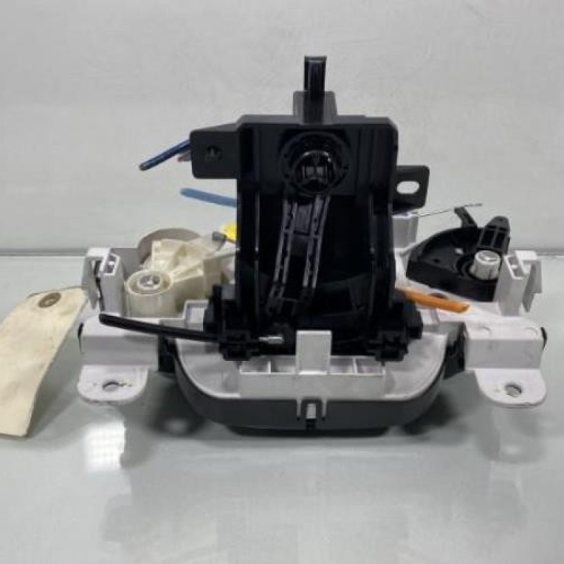 Commande chauffage MAZDA 2 2 Photo n°3