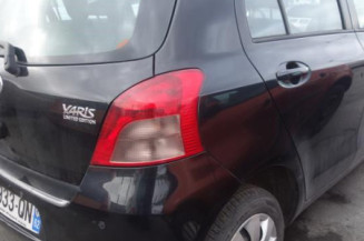 Serrure arriere gauche TOYOTA YARIS 2
