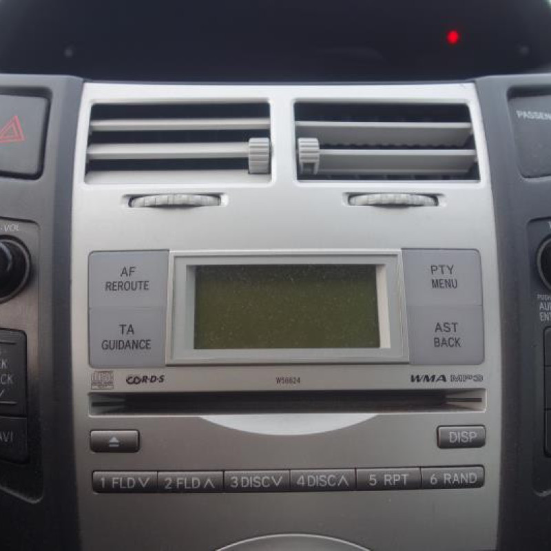 Serrure arriere gauche TOYOTA YARIS 2 Photo n°10