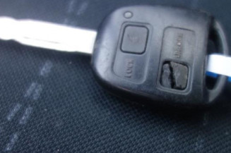 Serrure arriere gauche TOYOTA YARIS 2