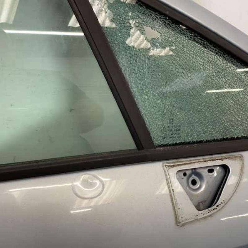 Porte avant droit PEUGEOT 407 Photo n°2