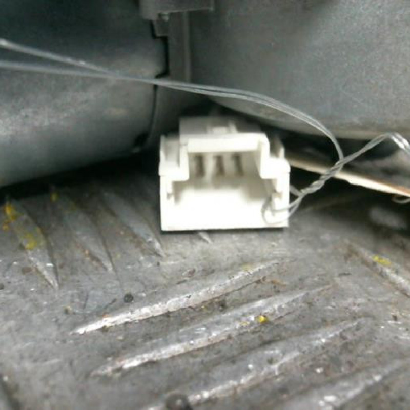 Moteur essuie glace arriere RENAULT TWINGO 2 Photo n°2