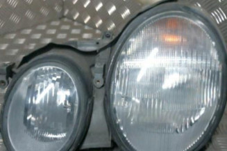 Optique avant principal gauche (feux)(phare) MERCEDES CLASSE CLK 208 Photo n°1