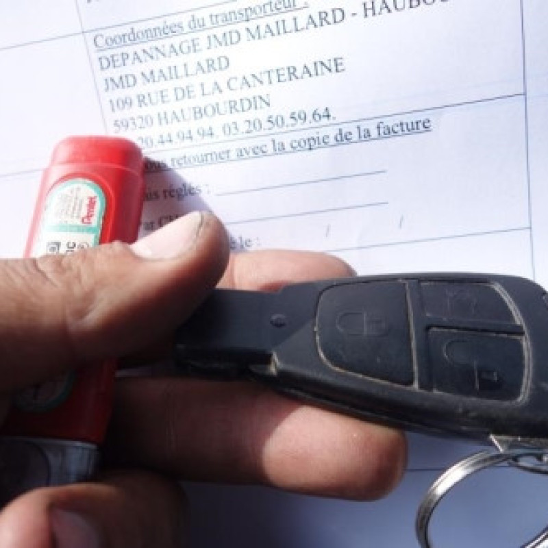 Porte avant droit MERCEDES CLASSE CLK 208 Photo n°10