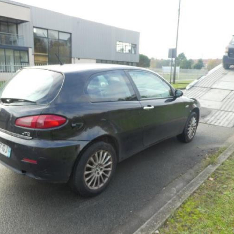 Retroviseur gauche ALFA ROMEO 147 Photo n°5