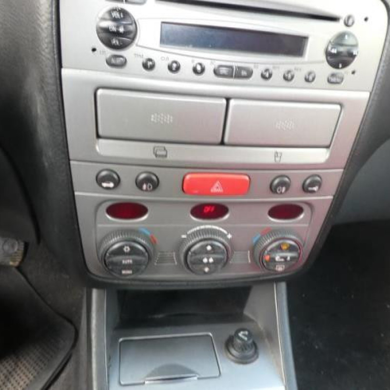 Retroviseur gauche ALFA ROMEO 147 Photo n°10