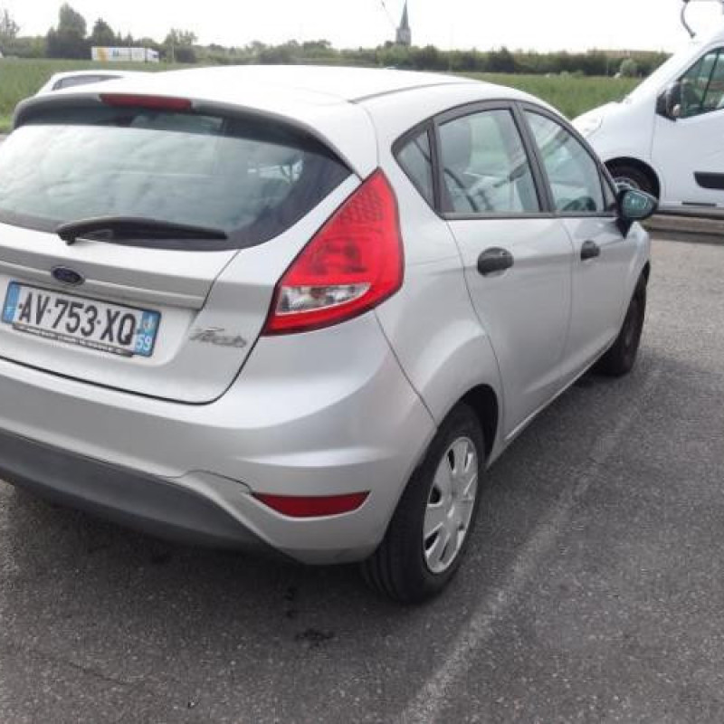 Verin de coffre FORD FIESTA 6 Photo n°5