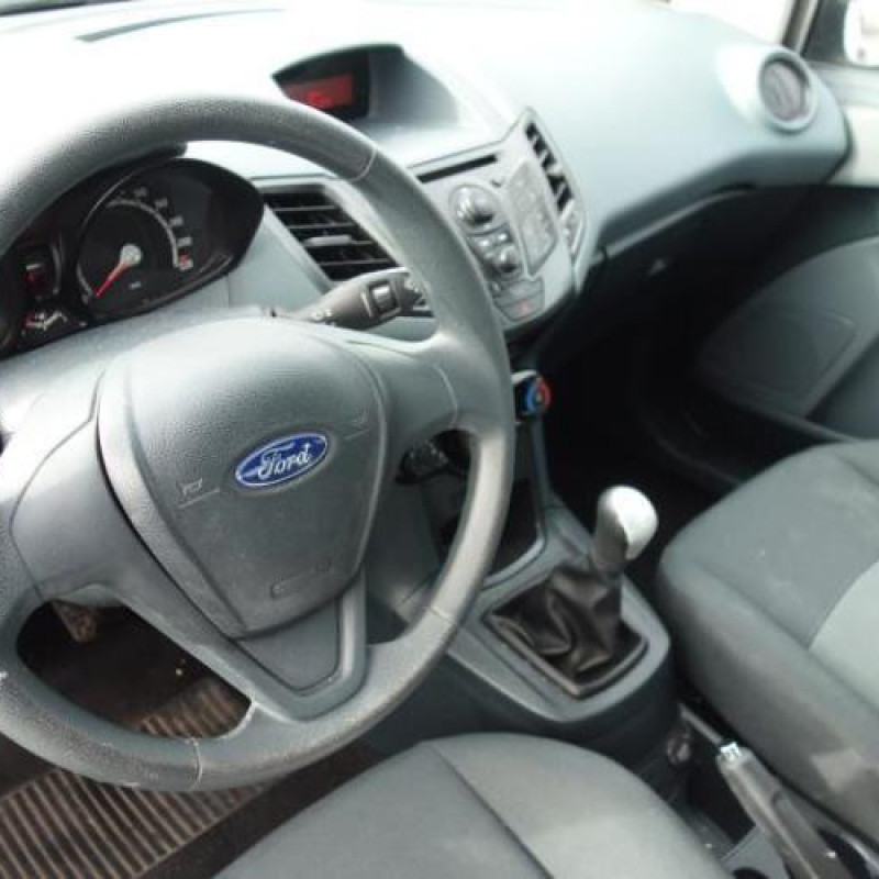 Verin de coffre FORD FIESTA 6 Photo n°6