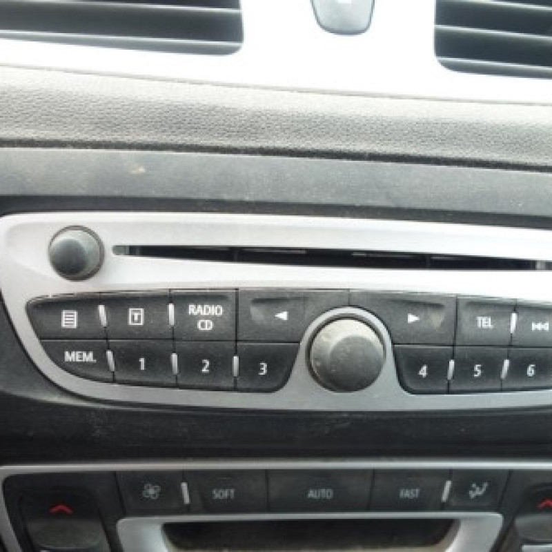 Moteur essuie glace arriere RENAULT SCENIC 3 Photo n°9