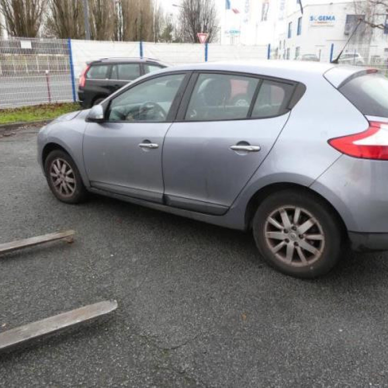 Air bag conducteur RENAULT MEGANE 3 Photo n°4