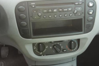 Com (Bloc Contacteur Tournant+Commodo Essuie Glace+Commodo Phare) CITROEN C3 1