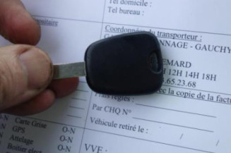 Com (Bloc Contacteur Tournant+Commodo Essuie Glace+Commodo Phare) CITROEN C3 1