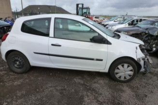 Capot RENAULT CLIO 3