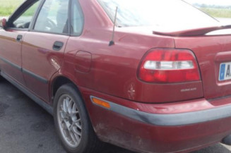Retroviseur gauche VOLVO S 40 1