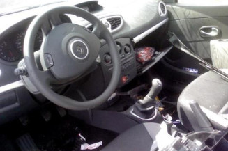 Porte avant gauche RENAULT CLIO 3