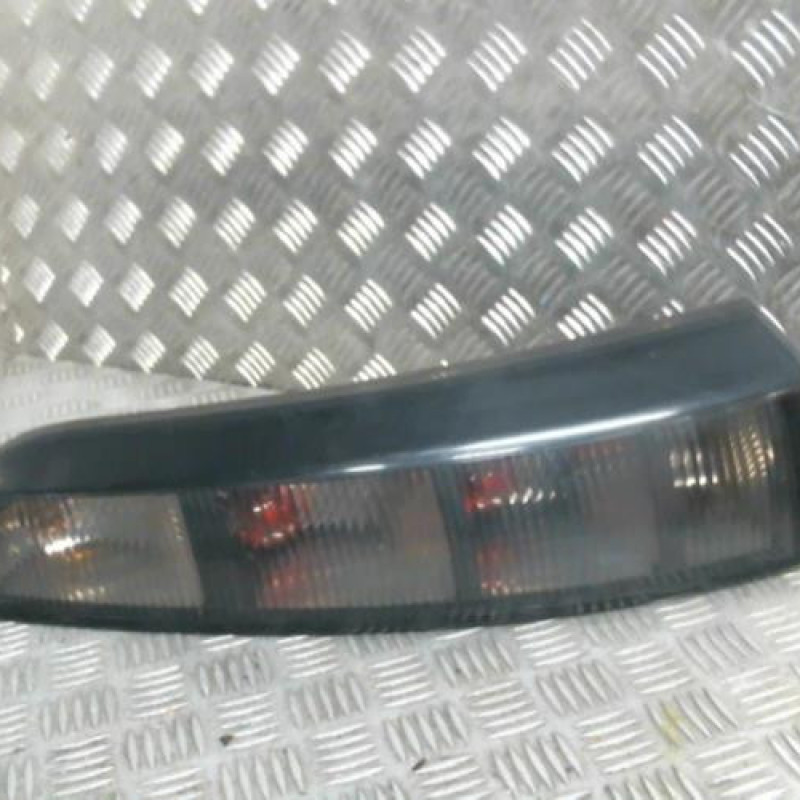Feu arriere principal droit (feux) OPEL MERIVA A Photo n°1