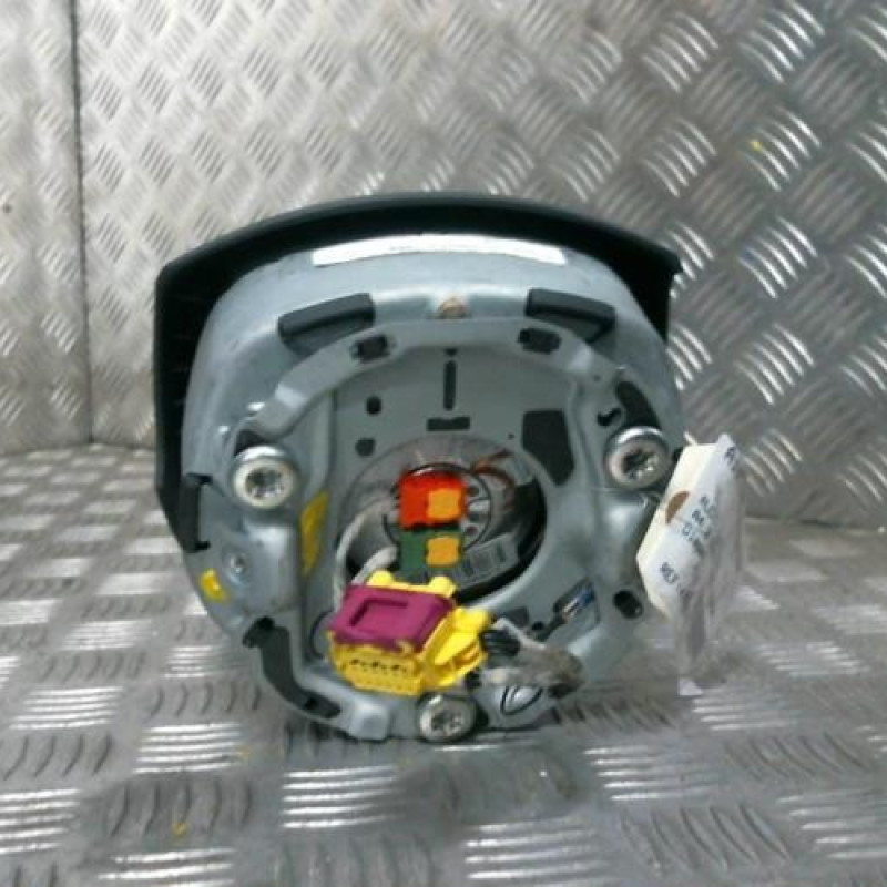 Air bag conducteur AUDI A4 2 Photo n°2