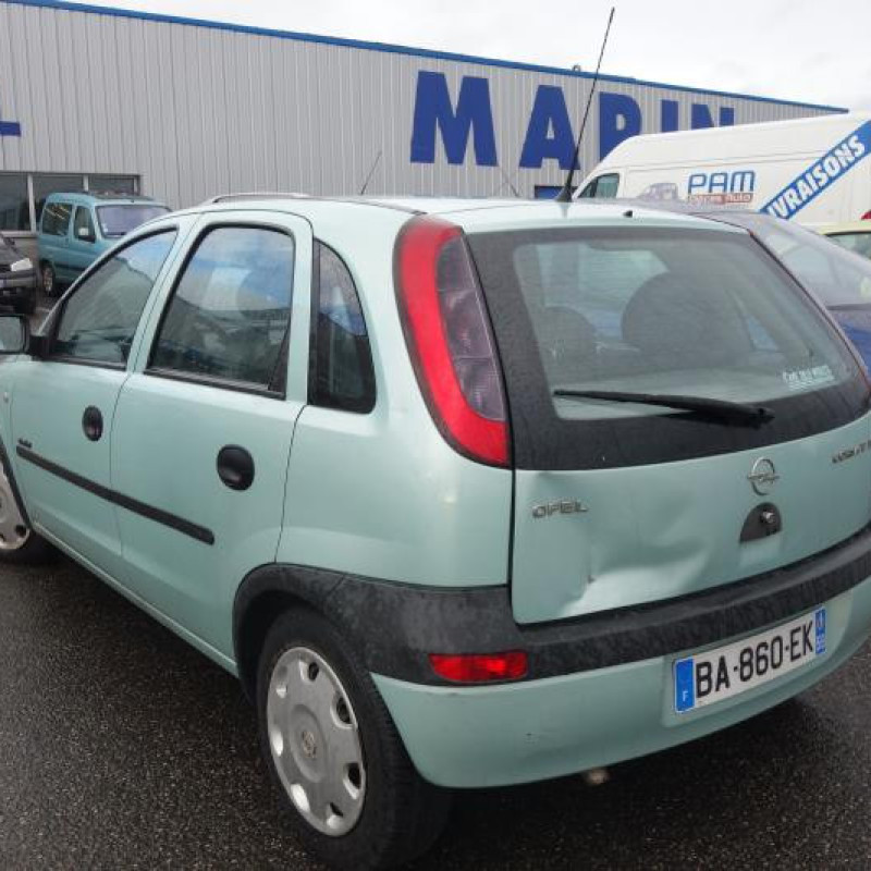 Feu arriere principal droit (feux) OPEL CORSA C Photo n°6