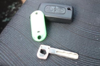 Porte avant droit PEUGEOT 207