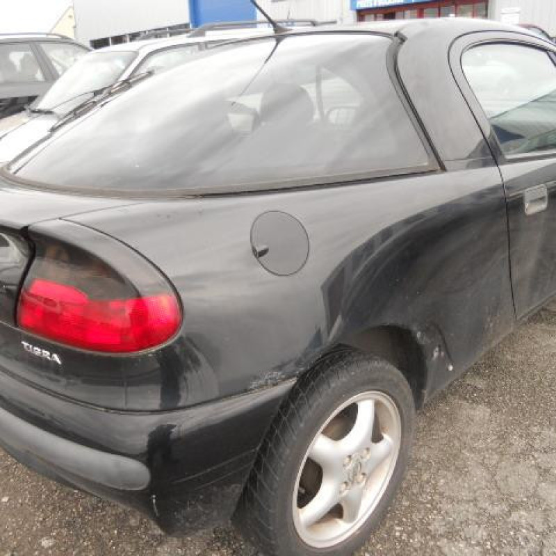 Malle/Hayon arriere OPEL TIGRA 1 Photo n°6
