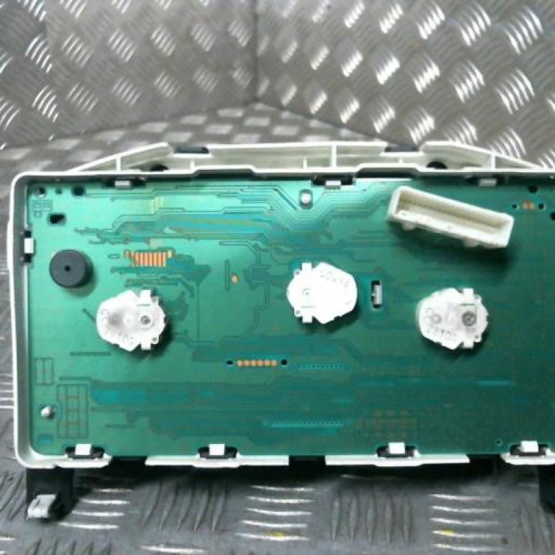 Compteur NISSAN NOTE 1 Photo n°2