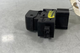 Interrupteur de leve vitre avant droit NISSAN NOTE 1