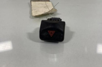 Bouton de warning NISSAN NOTE 1 Photo n°1