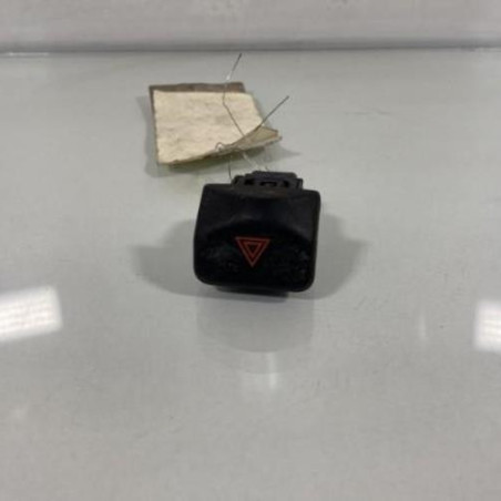 Bouton de warning NISSAN NOTE 1 Photo n°1