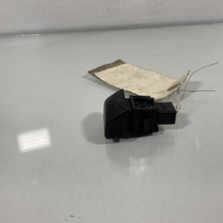 Bouton de warning NISSAN NOTE 1