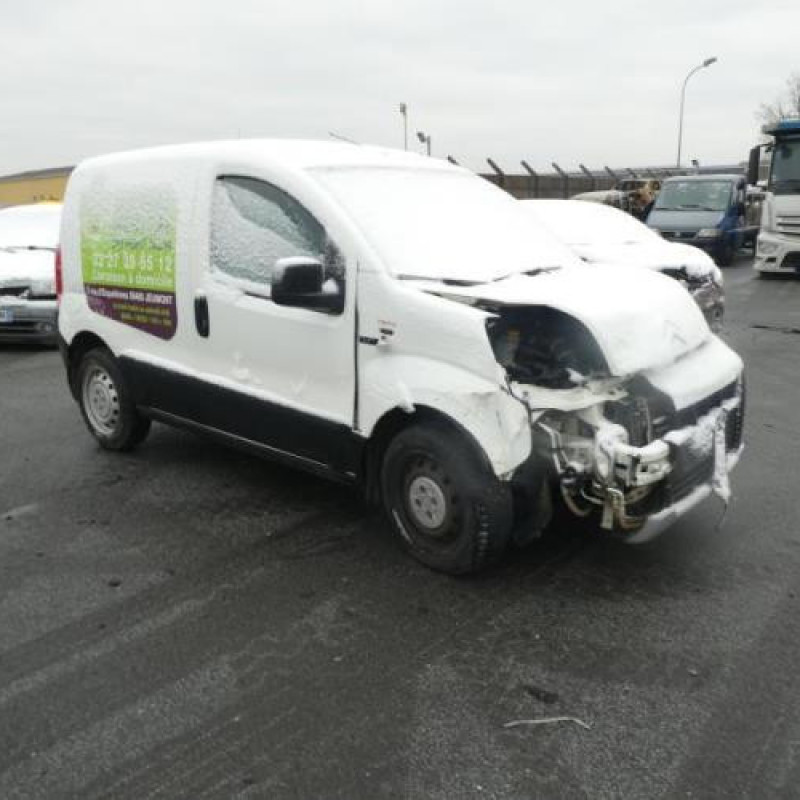 Feu arriere stop central CITROEN NEMO Photo n°4
